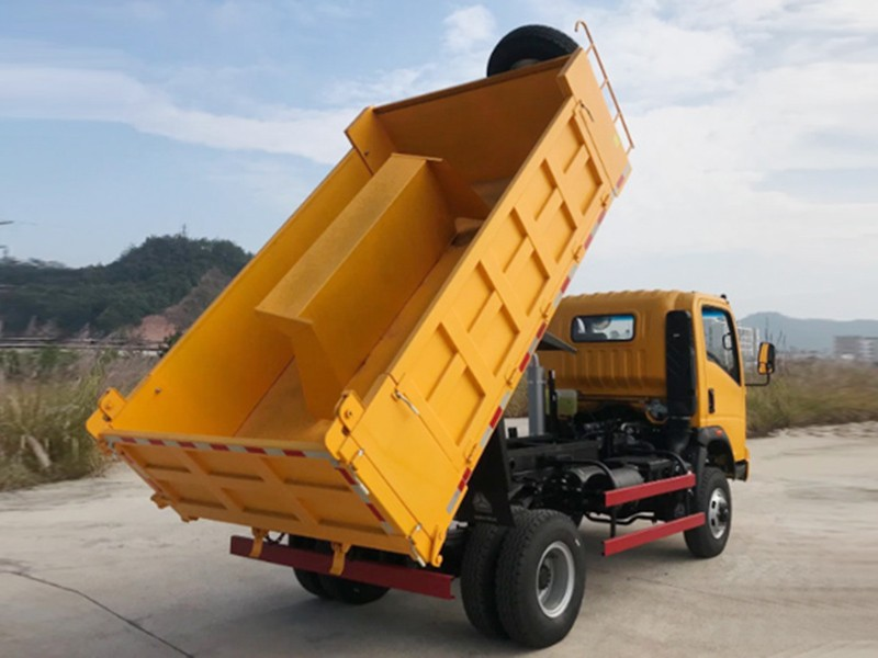 HOWO 4X2 Light Duty Tipper Truck Suppliers