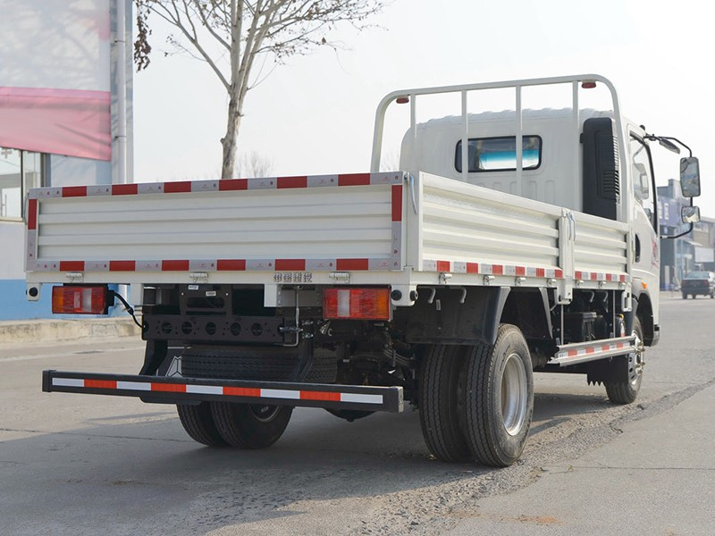 HOWO Light Flatbed Truck Manufacturers