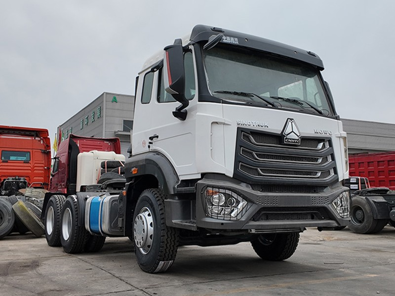 HOWO NX Used 6x4 Tractor Truck Suppliers