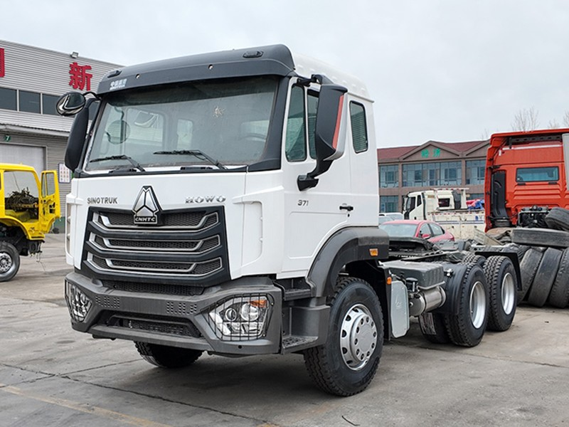 HOWO NX Used 6x4 Tractor Truck Manufacturers