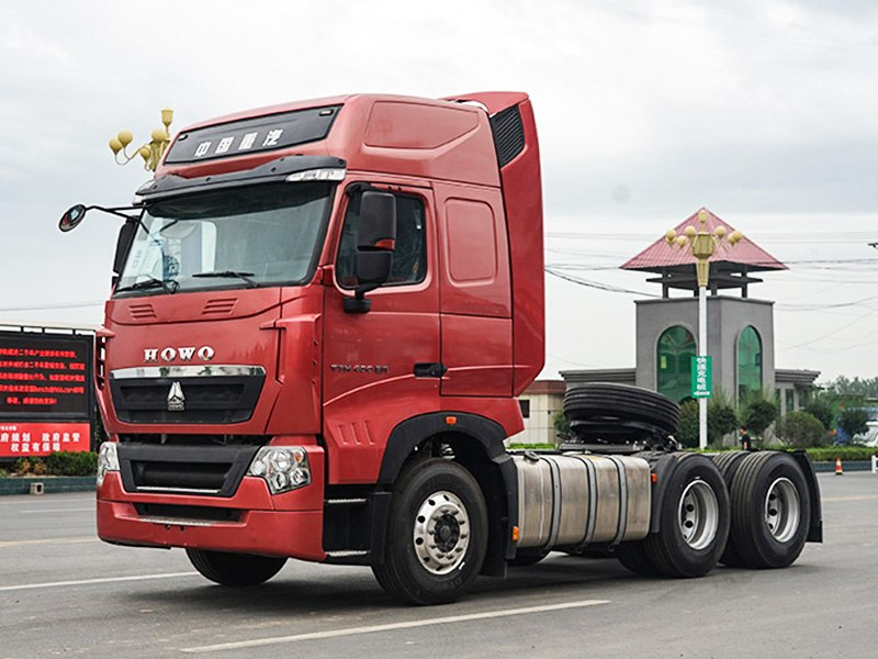 HOWO T7H Used 6x4 Tractor Trucks Factory