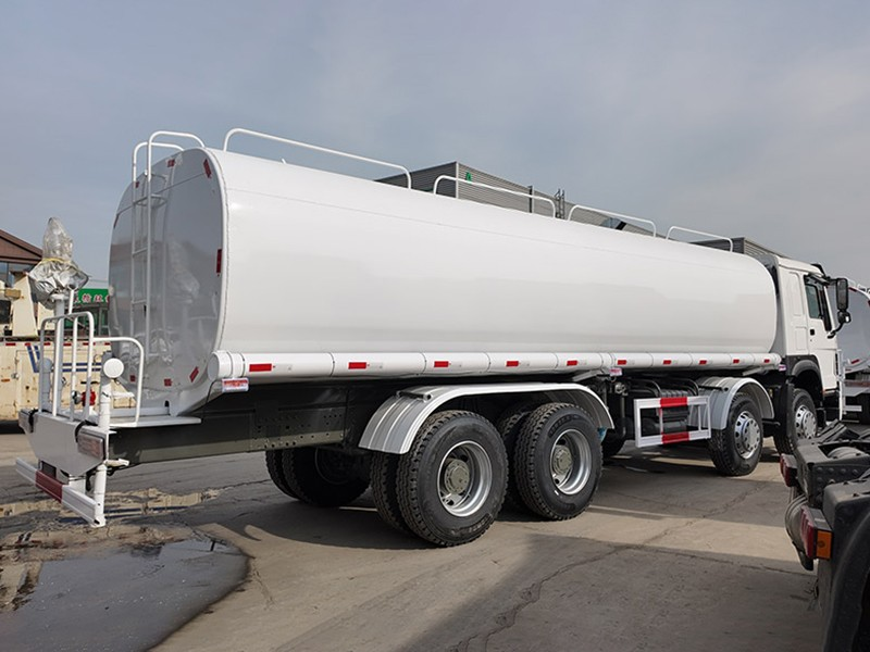 Used Howo 8x4 Water Tanker Truck Manufacturers