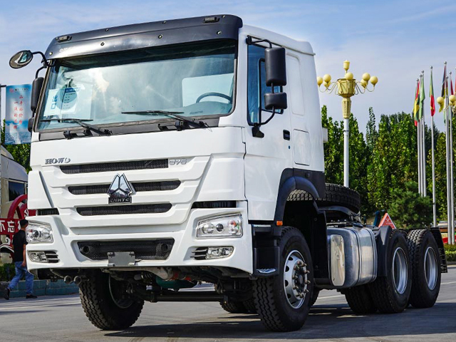 Used HOWO 6X4 Tractor Truck